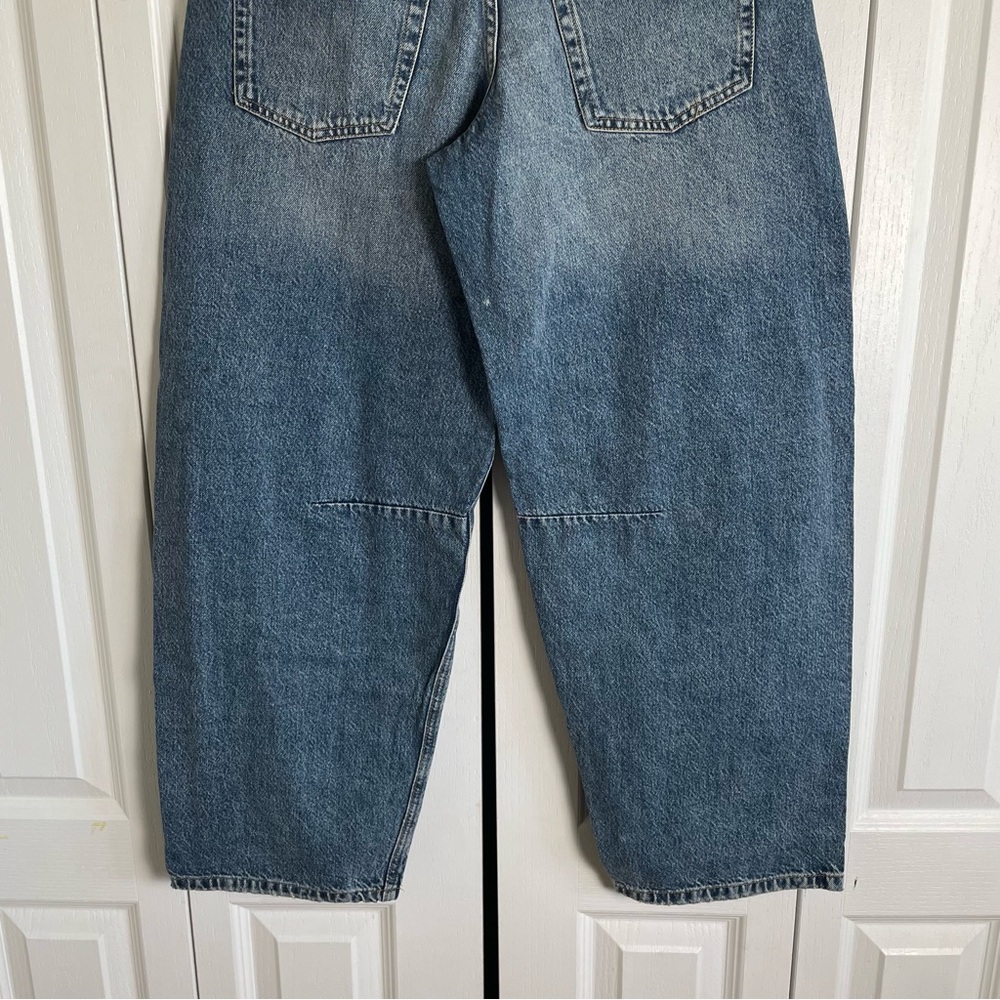 NWT BDG Logan Loose Barrel Jeans Women’s 27 Blue Denim Buckle Baggy Boyfriend - Picture 9 of 16